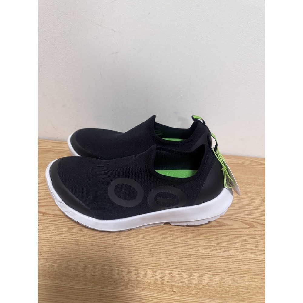 OOFOS Men's Sports Shoes OOMG Sport - Style #5085 - White Black US Size 9
